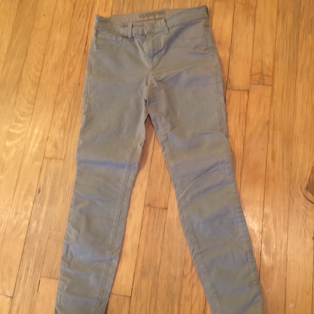 J Brand Olive Capri Pants